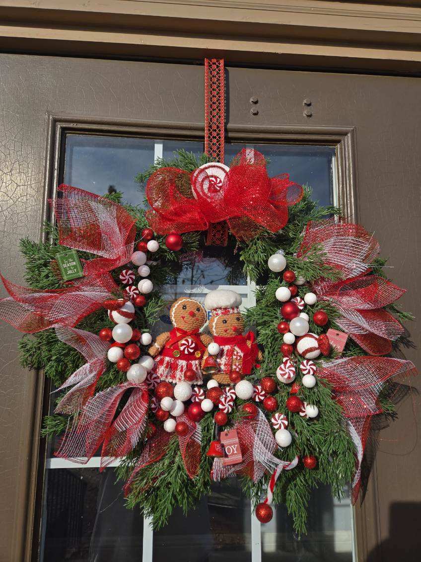 The Candy Cane Ginger Couple